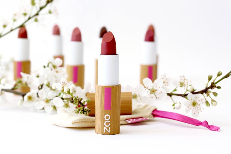 zao-lippenstift-plastikfreie-schminke-vegan